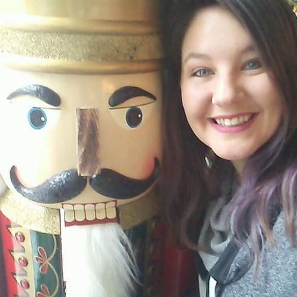 Meet your Posher, Becky